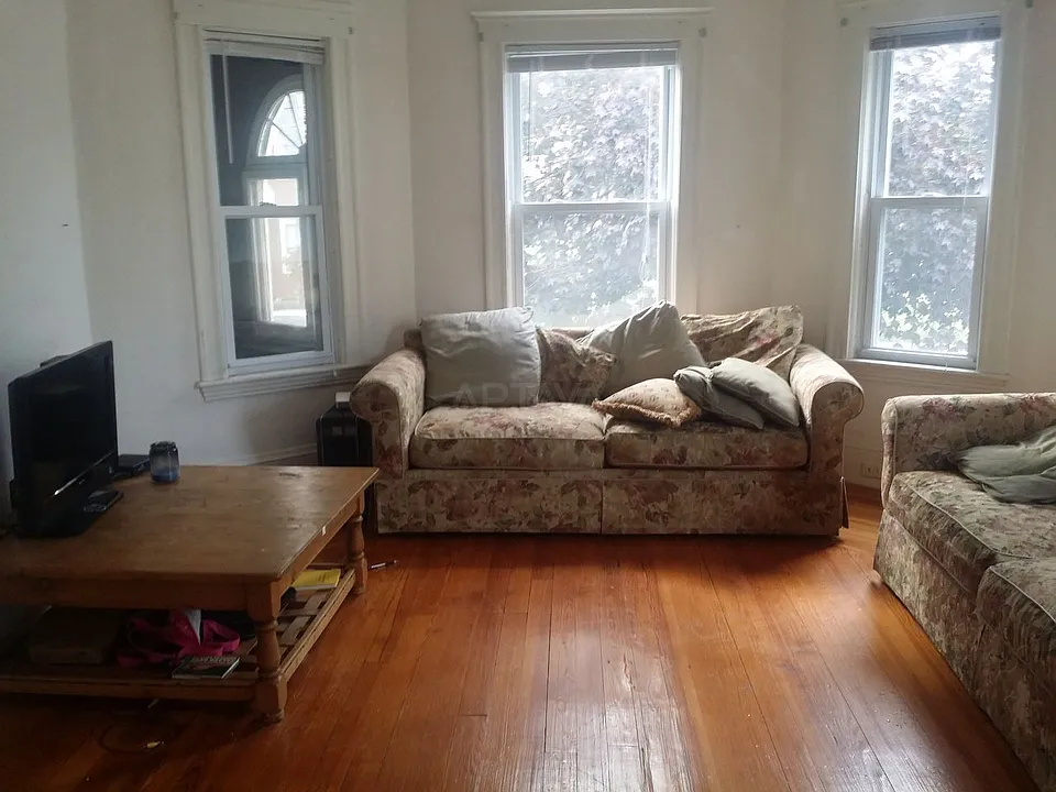 27 Warner St #1