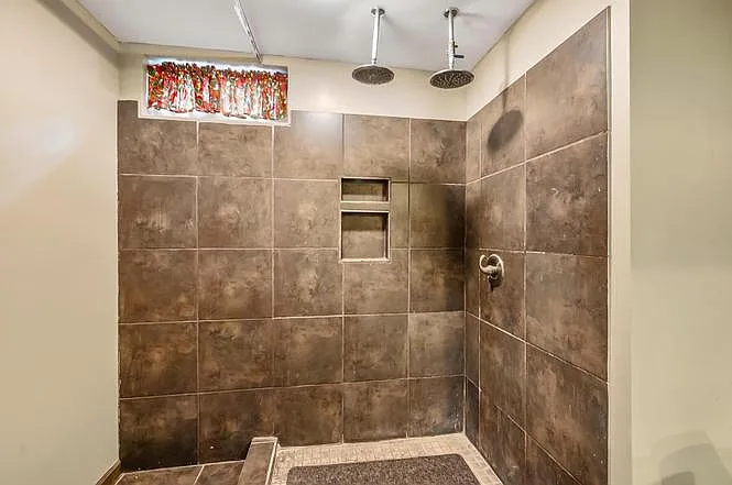 6986 Avery Rd — Photo 5