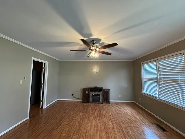 3 bed, 1232 sqft, $1,500 — Photo 3