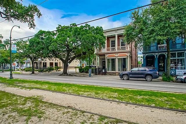 1 bed, 1.0 bath, 1631 sqft, $3,500 — Photo 4