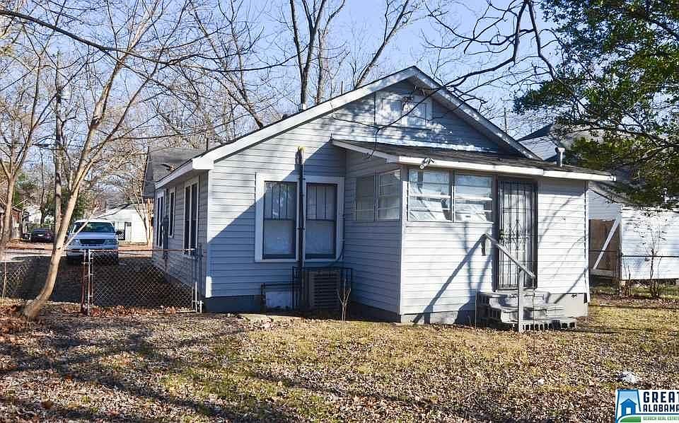 2nd image of 4336 74th Pl N