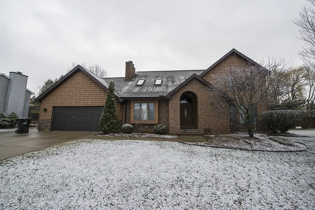 504 Wanetah Dr photo 1