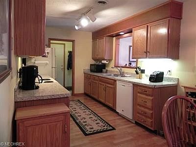 4th image of 5395 Pin Oak Cir