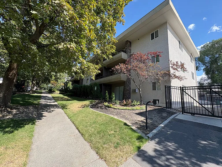 Fountain Terrace — Photo 7