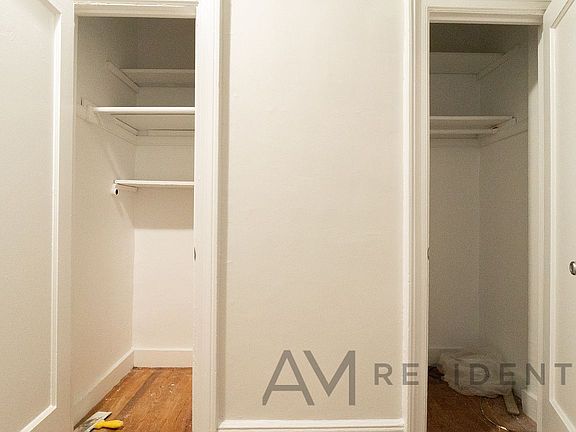 5th image of 537 Ovington Ave APT 3