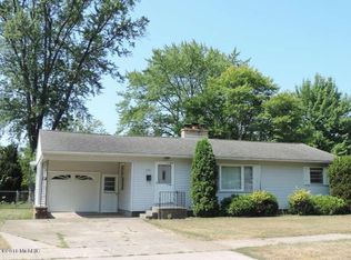 1191 Hampden Rd, Muskegon, MI 49441