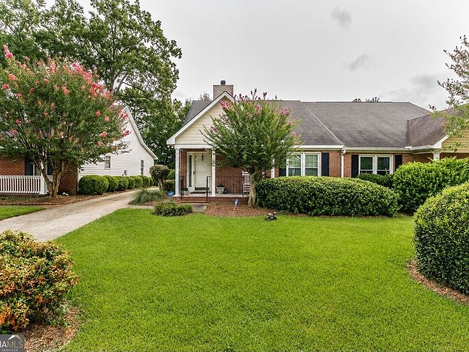 1st image of 106 Braxton Dr