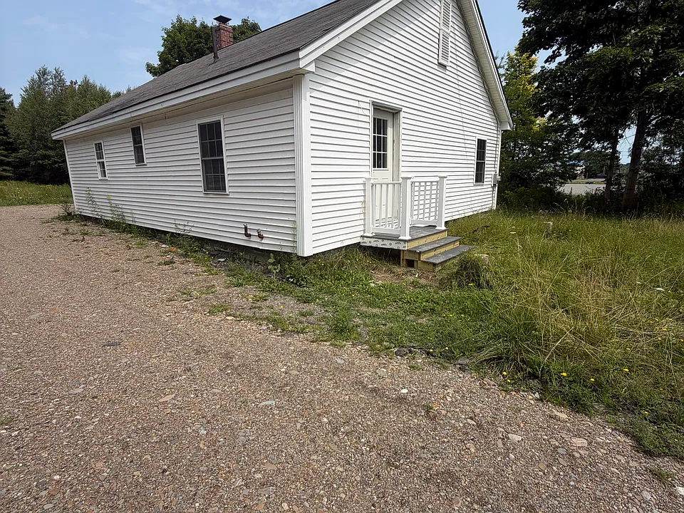 1776 Hammond St