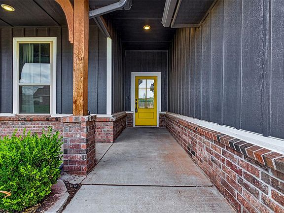2nd image of 14024 Kamber Dr