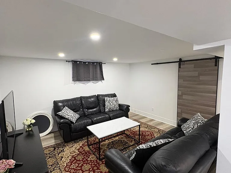7 Ilfracombe Cres #BASEMENT — Photo 7