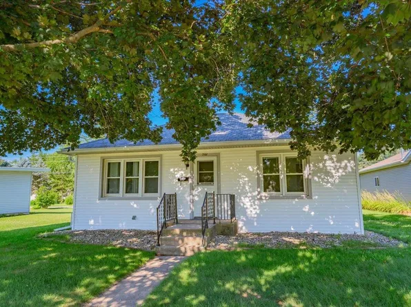 605 Monroe Street, Sauk City, WI 53583