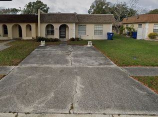 9854 84th St, Seminole, FL 33777