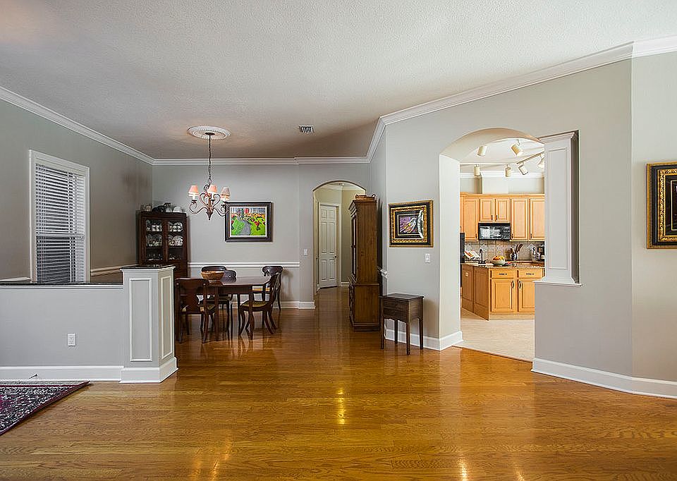 1st image of 2818 Safe Harbor Dr