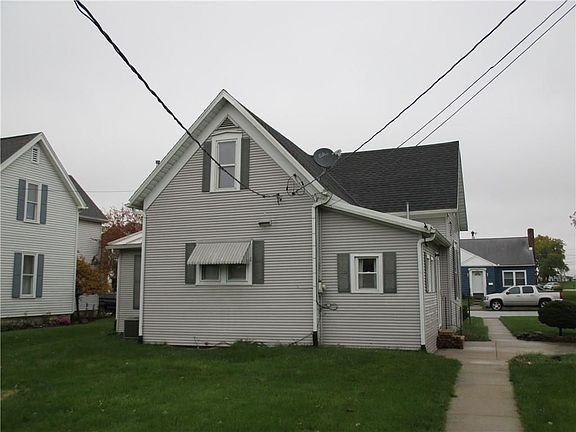 4th image of 213 S Walnut St