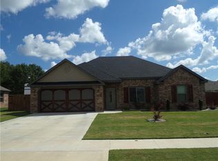 1621 Citiation Ln, Prairie Grove, AR 72753