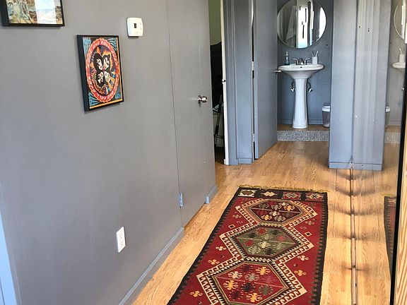 5th image of 6415 Willoughby Ave