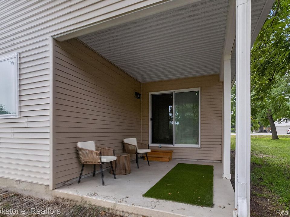 49050 Fuller Rd, photo 24