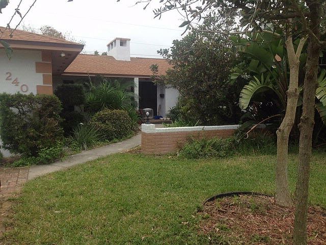 1st image of 240 Hedgecock Ct