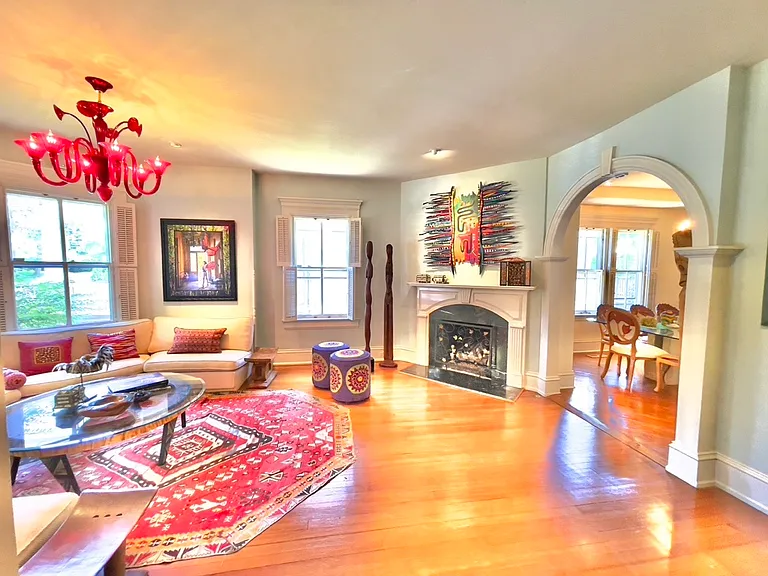3230 Highland Pl NW — Photo 1