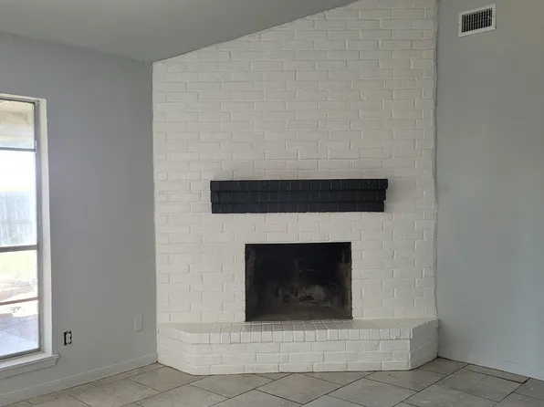 2413 Boca Chica Dr, Portland, TX 78374