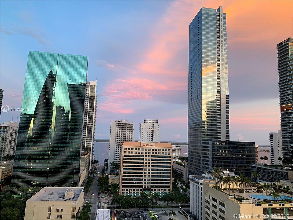 1st image of 1435 Brickell Ave #3111