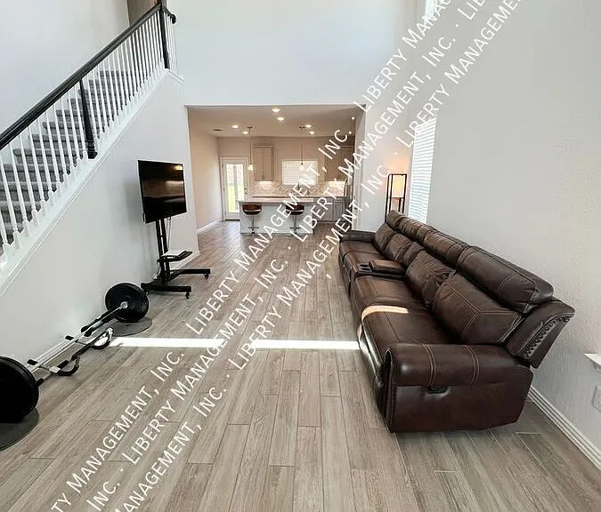 1822 Gabby Cole Ln — Photo 11