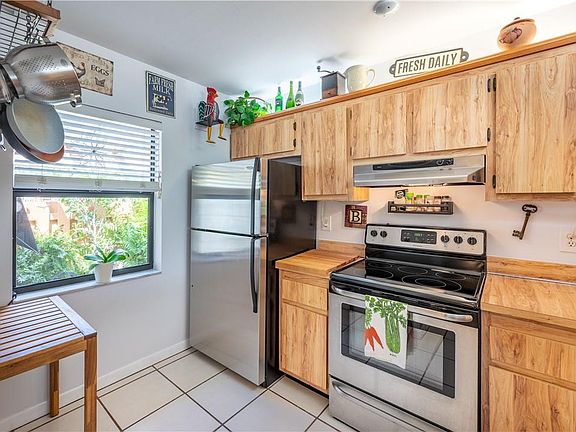 5th image of 10951 NW 29th Court