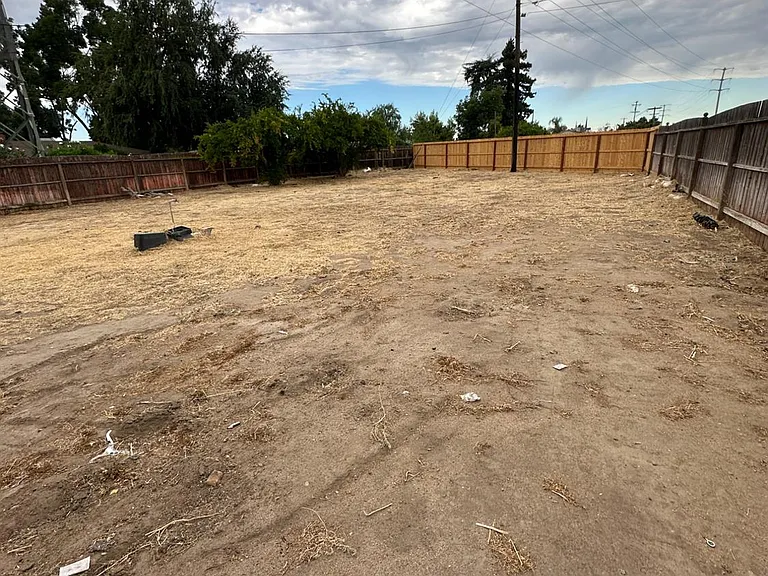 707 N Villa Ave — Photo 26