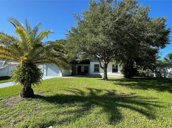 2832 Bay St, Sarasota, FL 34237