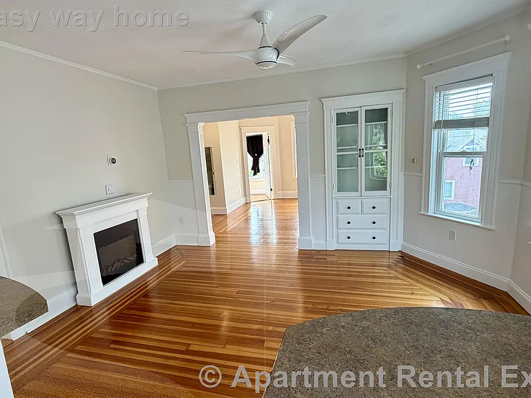 9 Ashland St — Photo 5