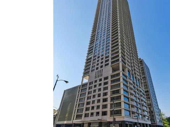 1000 N Lake Shore Plz APT 39B, Chicago, IL 60611