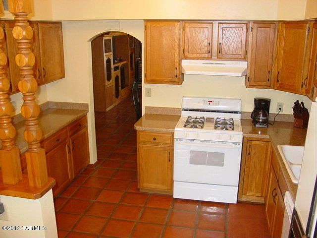 1st image of 3010 E Loretta Dr