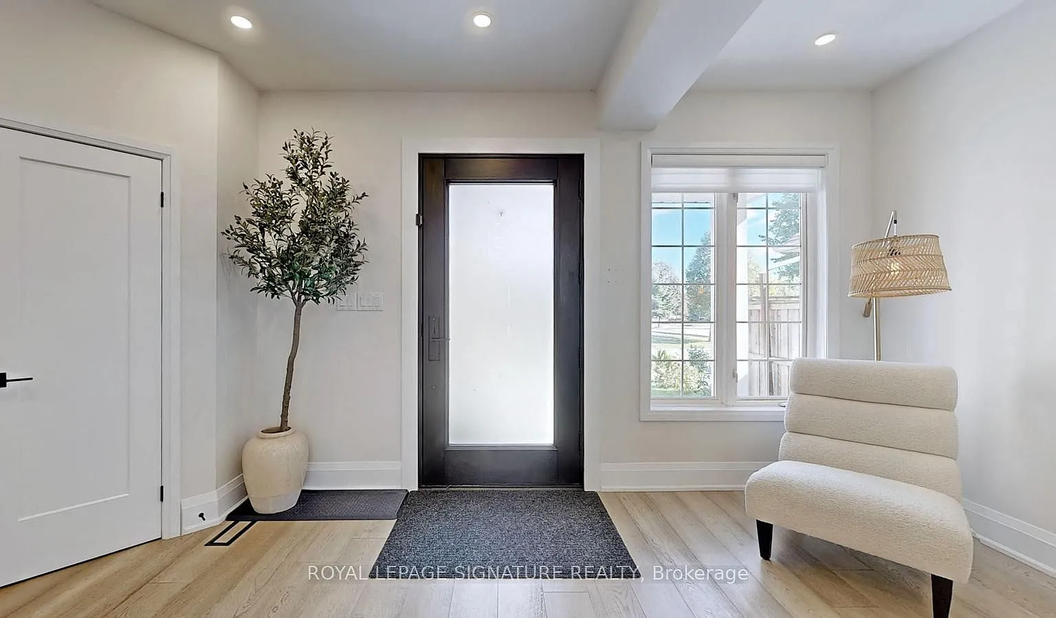 4 bed, $6,000 — Photo 4