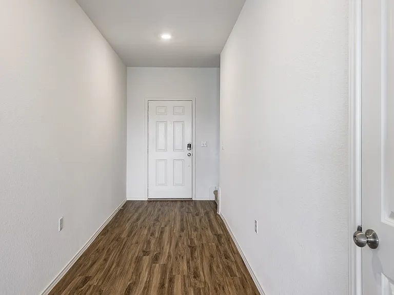 2513 Forgetmenot Ln — Photo 10