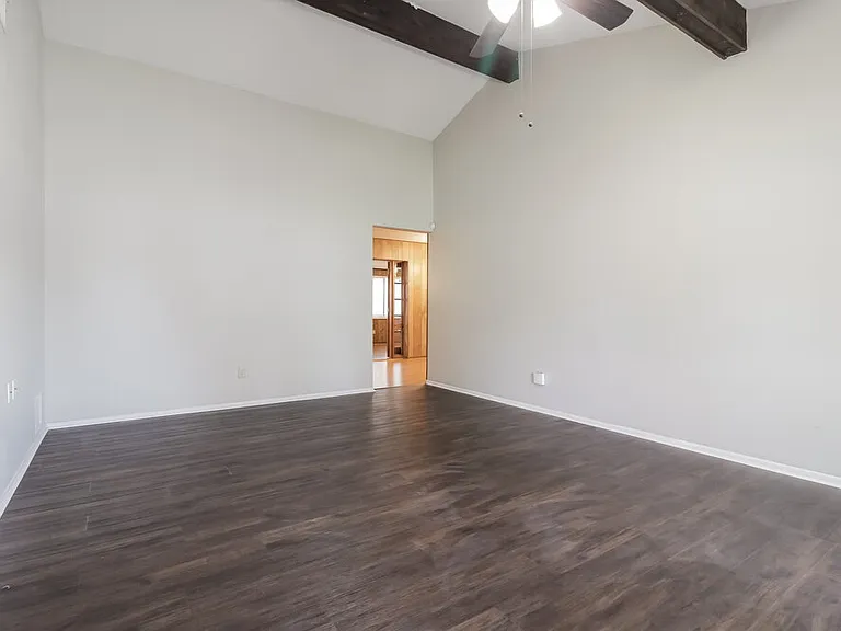 123 Hidalgo Ave — Photo 3