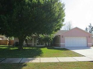 2252 E Palmview Dr, Auburndale, FL 33823