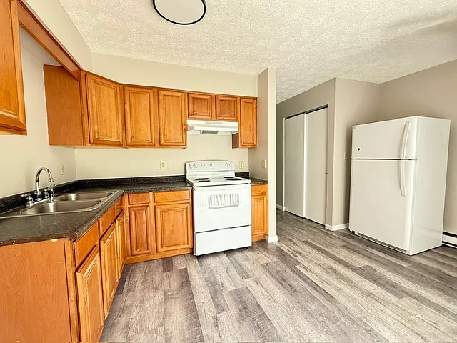 611 Wessor Ave #2 — Photo 2