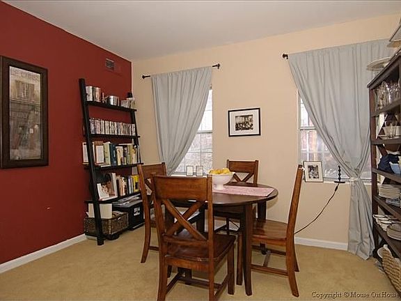 3rd image of 1761 N Troy St APT 443