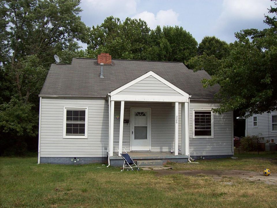 1st image of 926 Foushee St