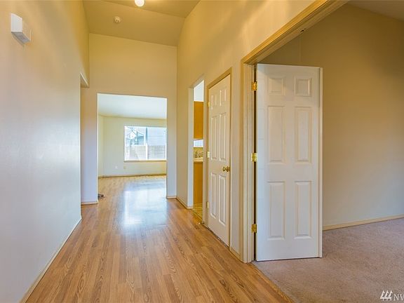 4th image of 19827 17th Avenue Ct E