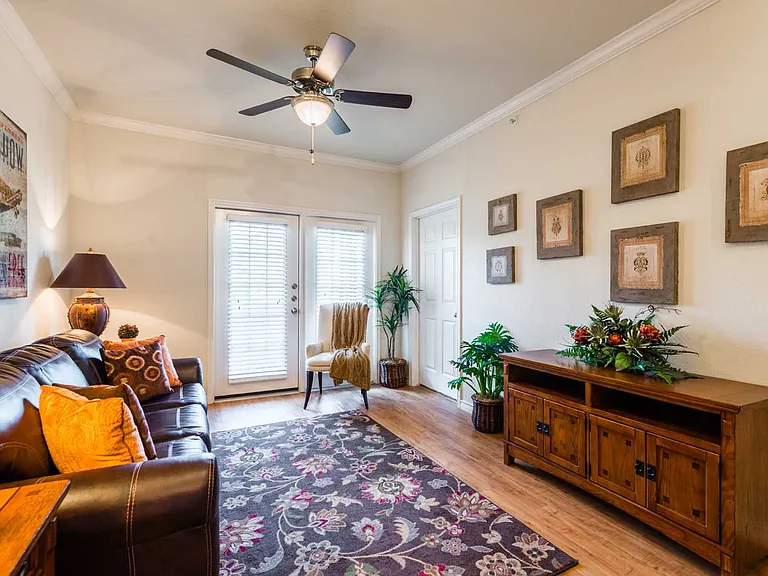 Plantation Apartments — Photo 57