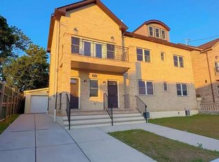 149-45 Hawtree St, Ozone Park, NY 11417