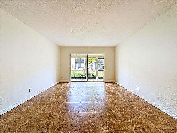 5th image of 4168 NW 90th Avenue #106