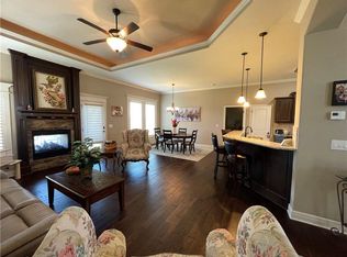 21922 W 116th Ter, Olathe, KS 66061