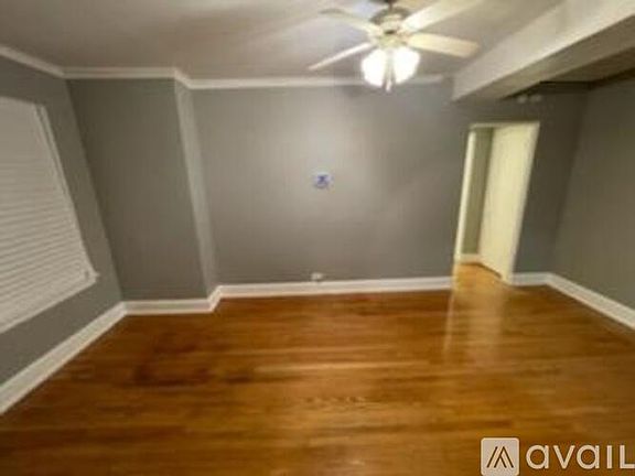 4th image of 7924 S Kingston Ave #2W