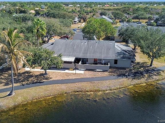 3rd image of 3986 NW Cinnamon Tree Cir