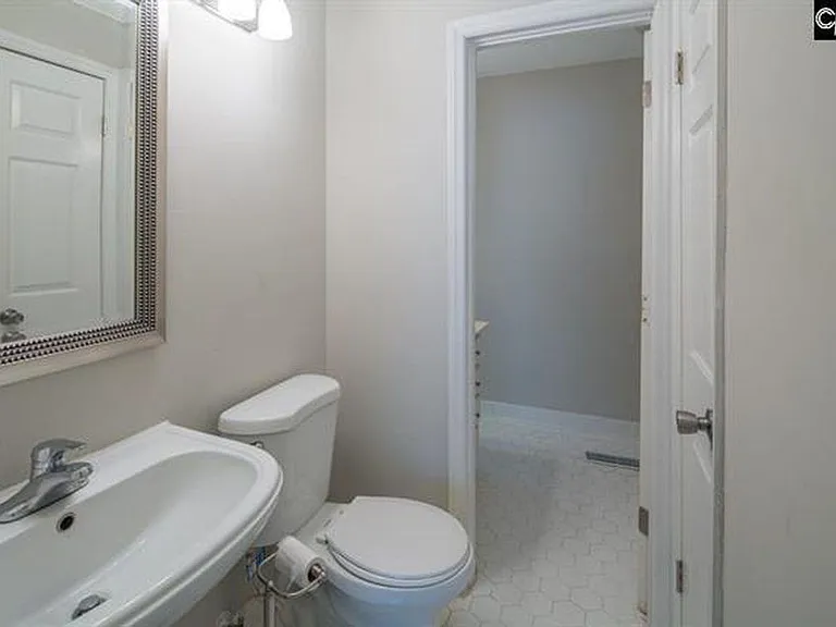 98 Riverview Ct — Photo 20