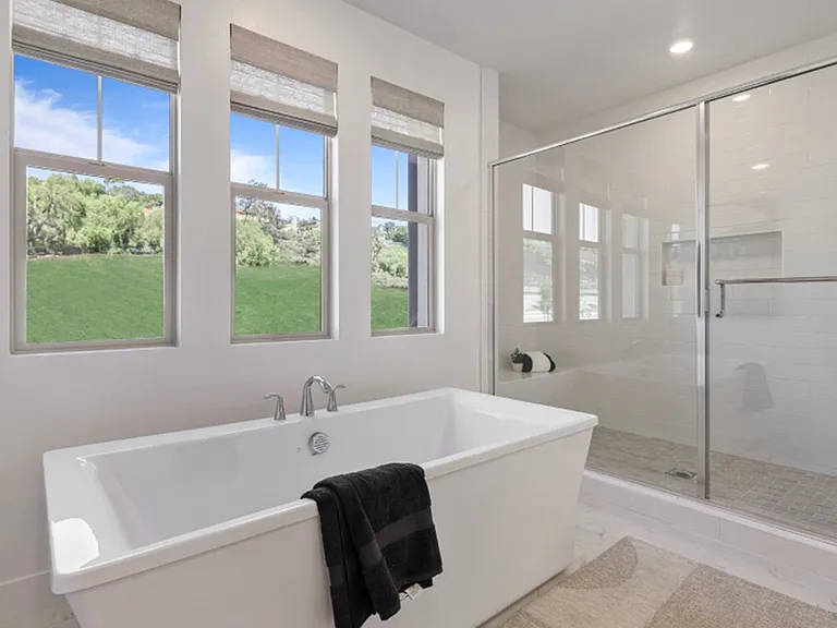 679 Edward Scholle Dr — Photo 3