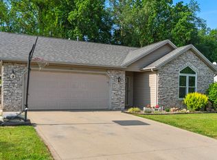 905 Cora Ln, Fremont, IN 46737