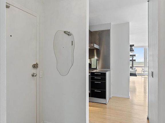 3rd image of 880 N Lake Shore Dr #16DH